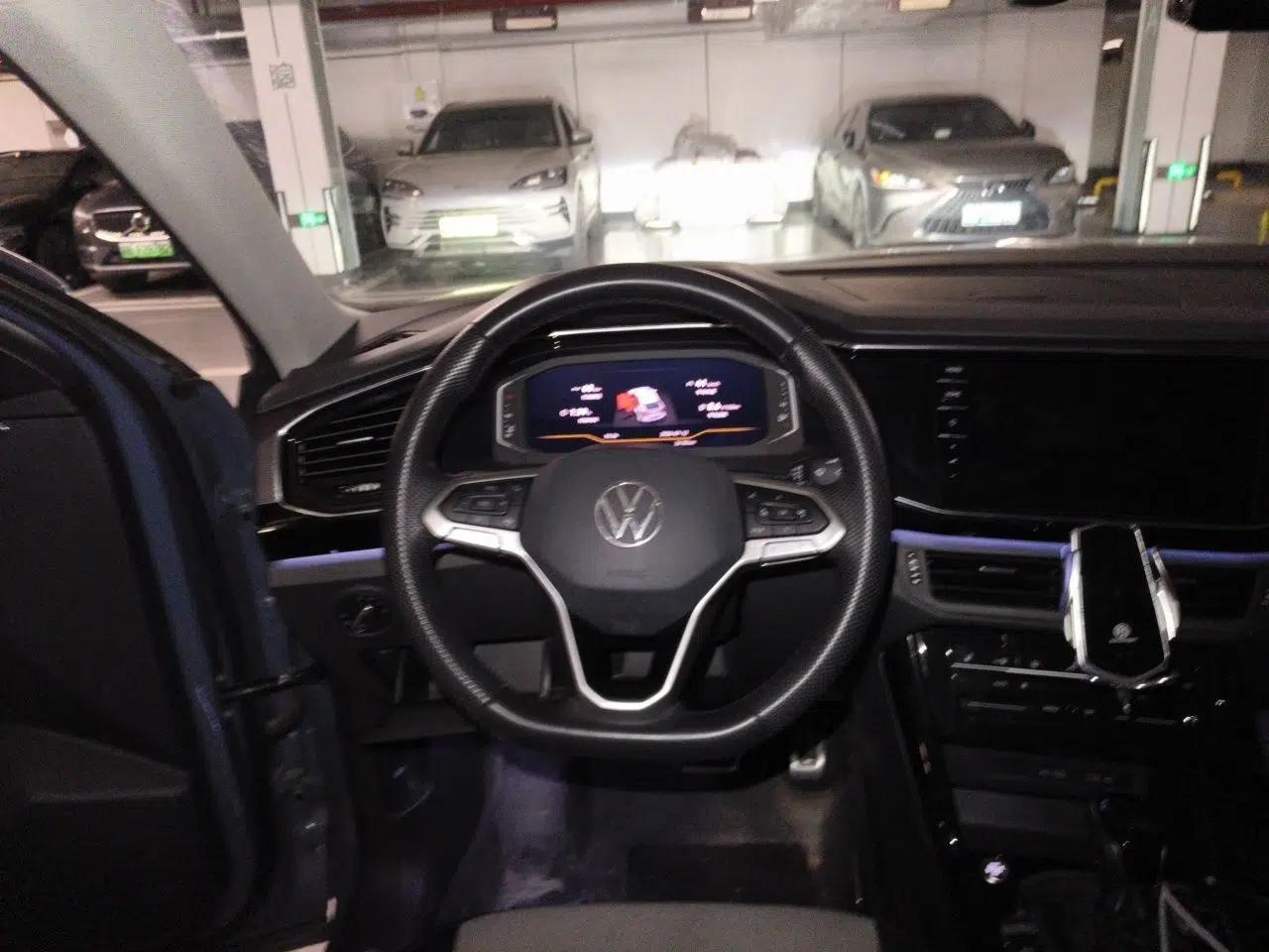 Volkswagen Tayron X 2020 330TSI Two-Wheel Drive Luxury Smart Connectivity Version — миниатюра 10