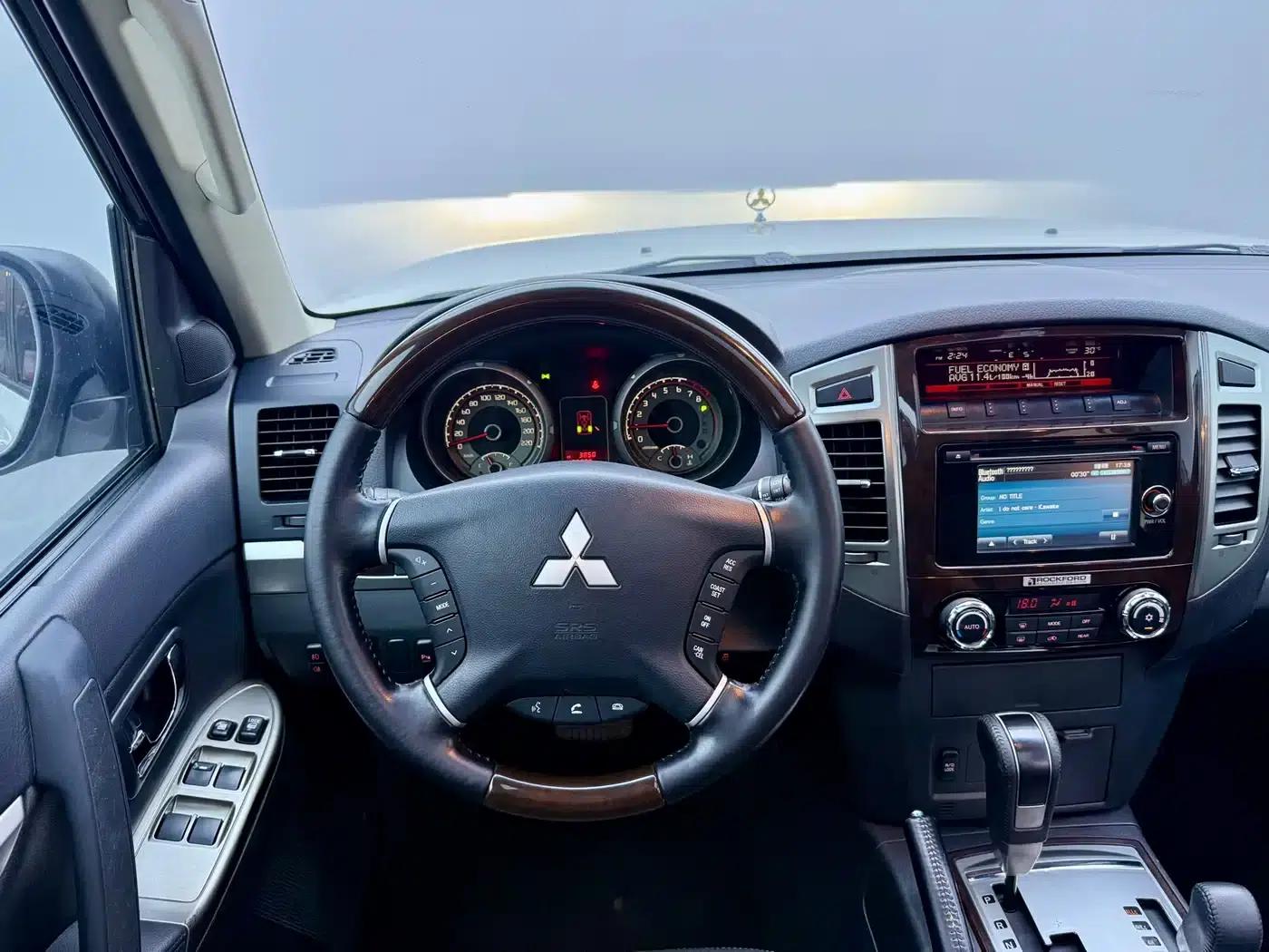 2019 Pajero (Imported) V97 3.8L Automatic — миниатюра 13