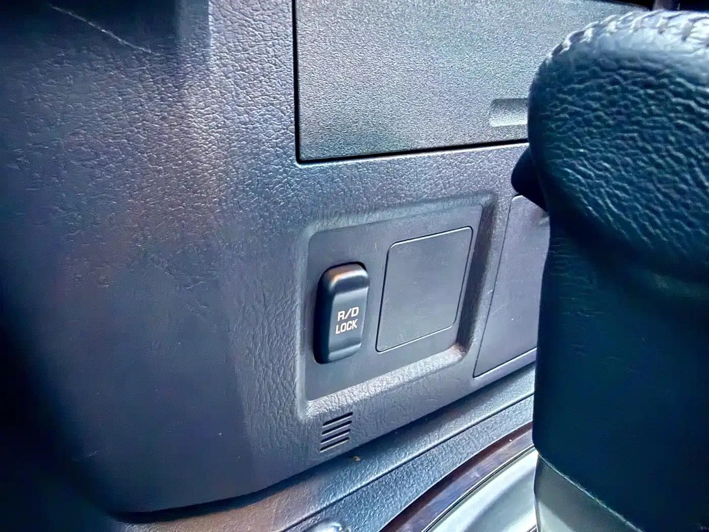 2019 Pajero (Imported) V97 3.8L Automatic — миниатюра 15