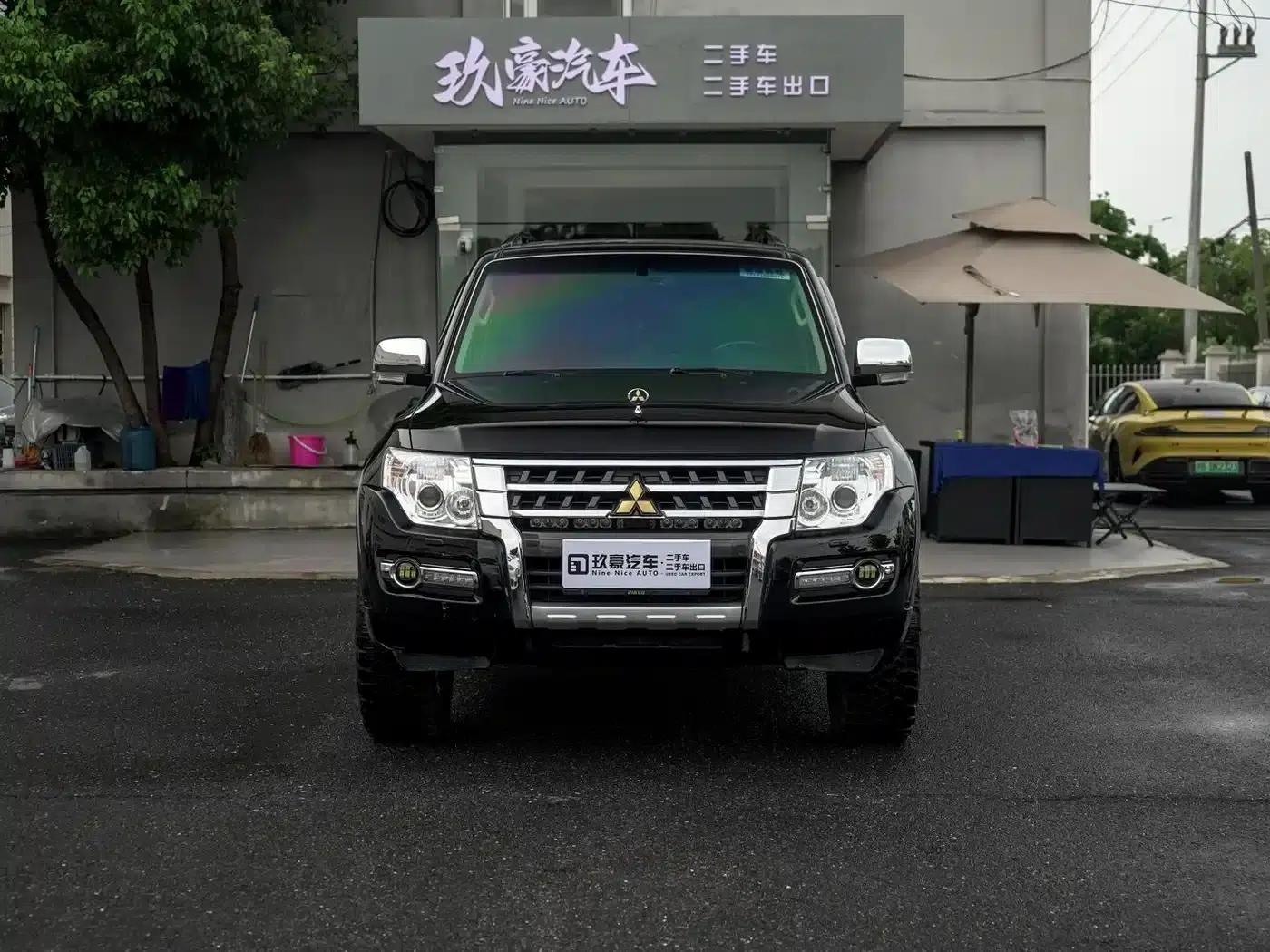 2018 Pajero (Imported) V87 3.8L Middle East Version — миниатюра 2