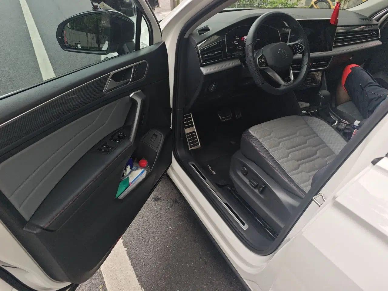 Volkswagen Tiguan X 2022 330TSI Two-Wheel-Drive Flagship Edition — миниатюра 16