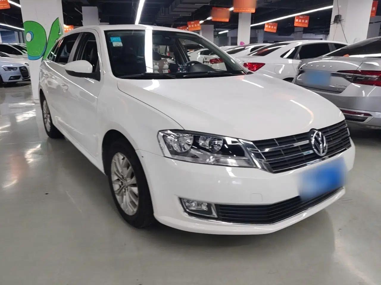 Volkswagen Gran Lavida 2013 1.4 TSI Automatic Luxury Model — миниатюра 3
