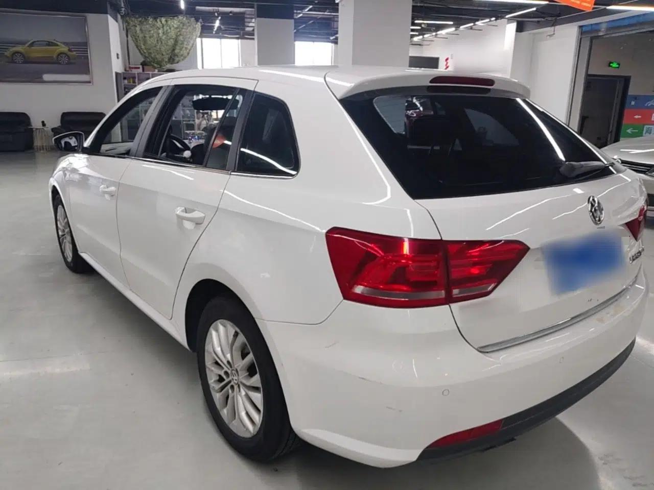 Volkswagen Gran Lavida 2013 1.4 TSI Automatic Luxury Model — миниатюра 4