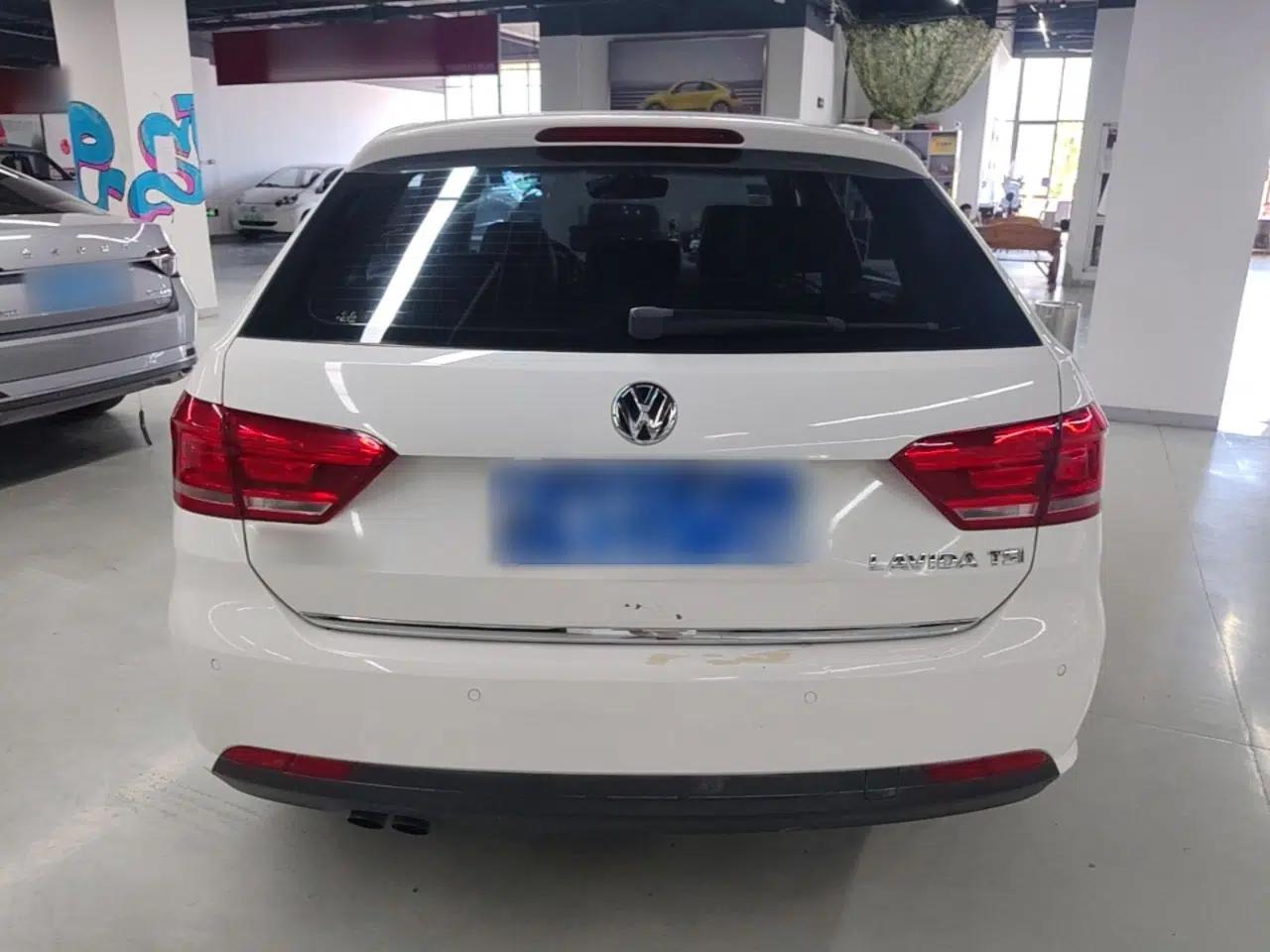 Volkswagen Gran Lavida 2013 1.4 TSI Automatic Luxury Model — миниатюра 5