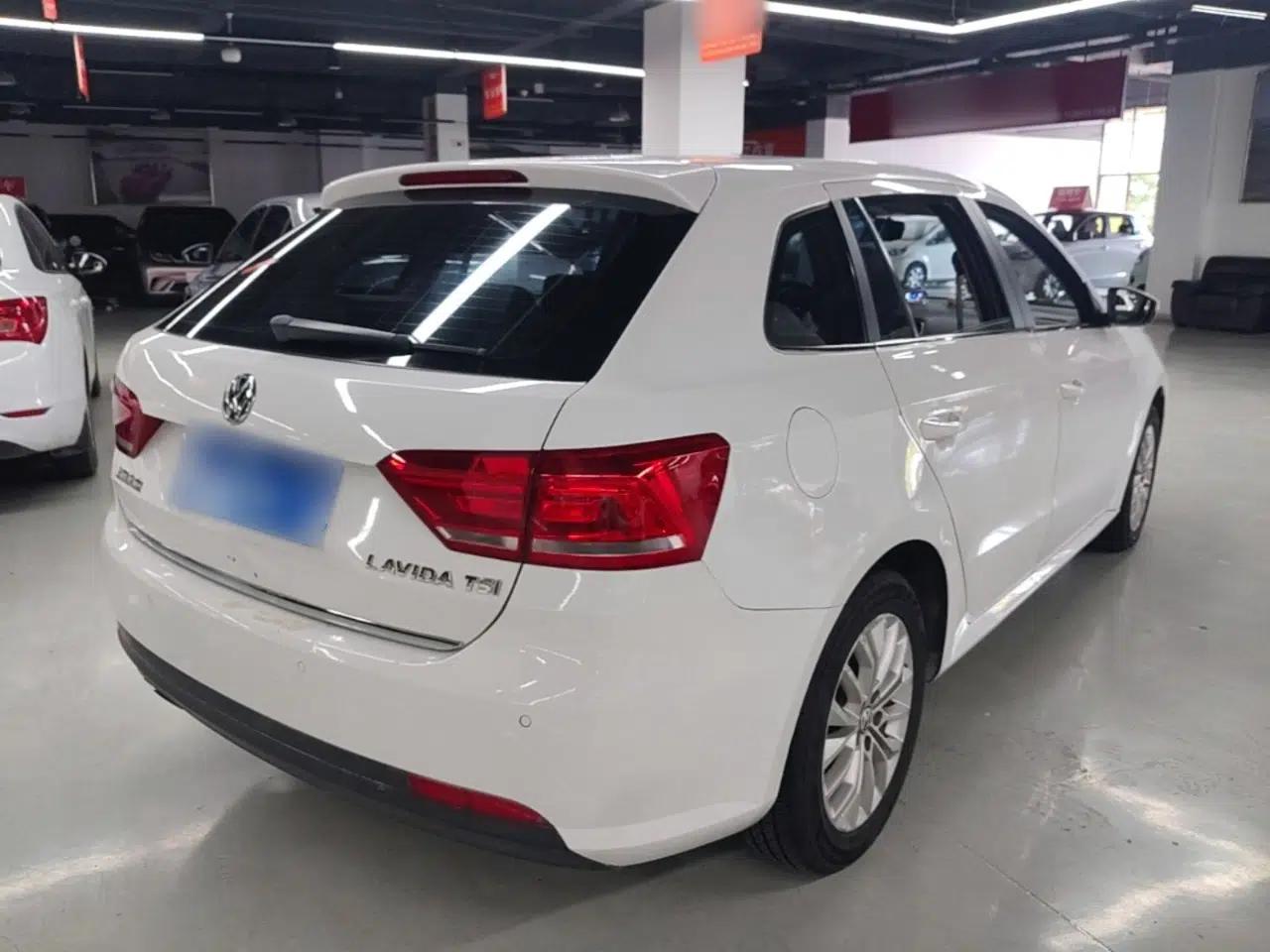 Volkswagen Gran Lavida 2013 1.4 TSI Automatic Luxury Model — миниатюра 6