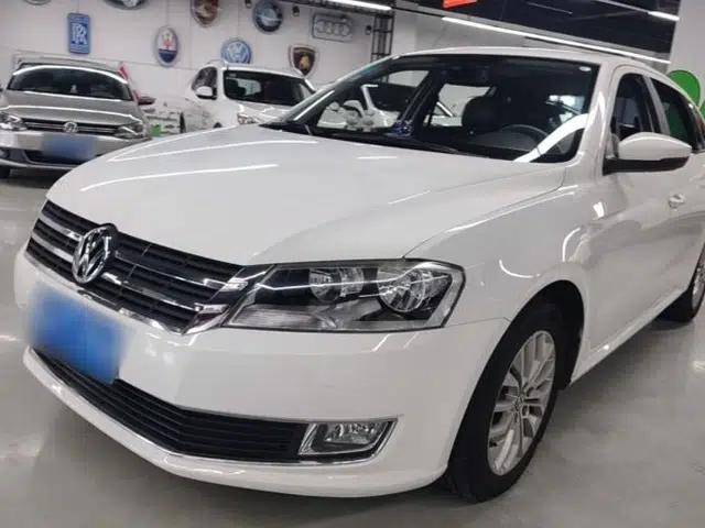 Volkswagen Gran Lavida 2013 1.4 TSI Automatic Luxury Model