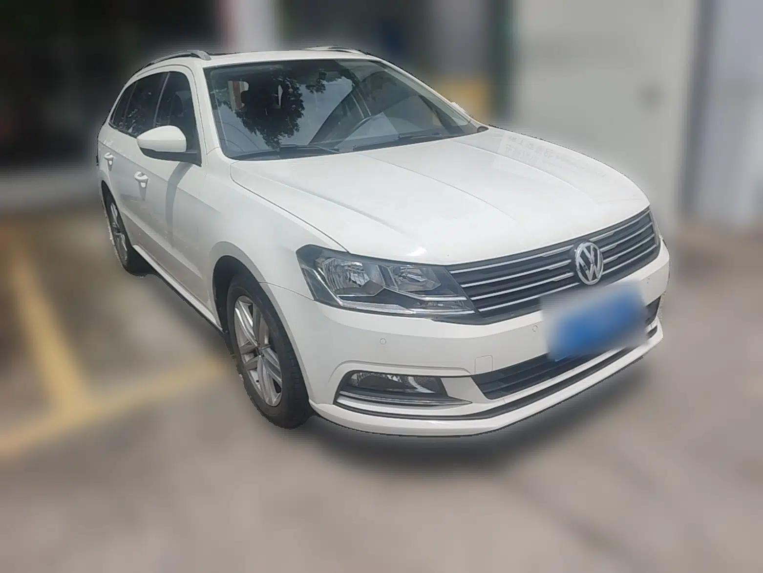 Volkswagen Gran Lavida 2015 1.6L Automatic Comfort Edition — миниатюра 2