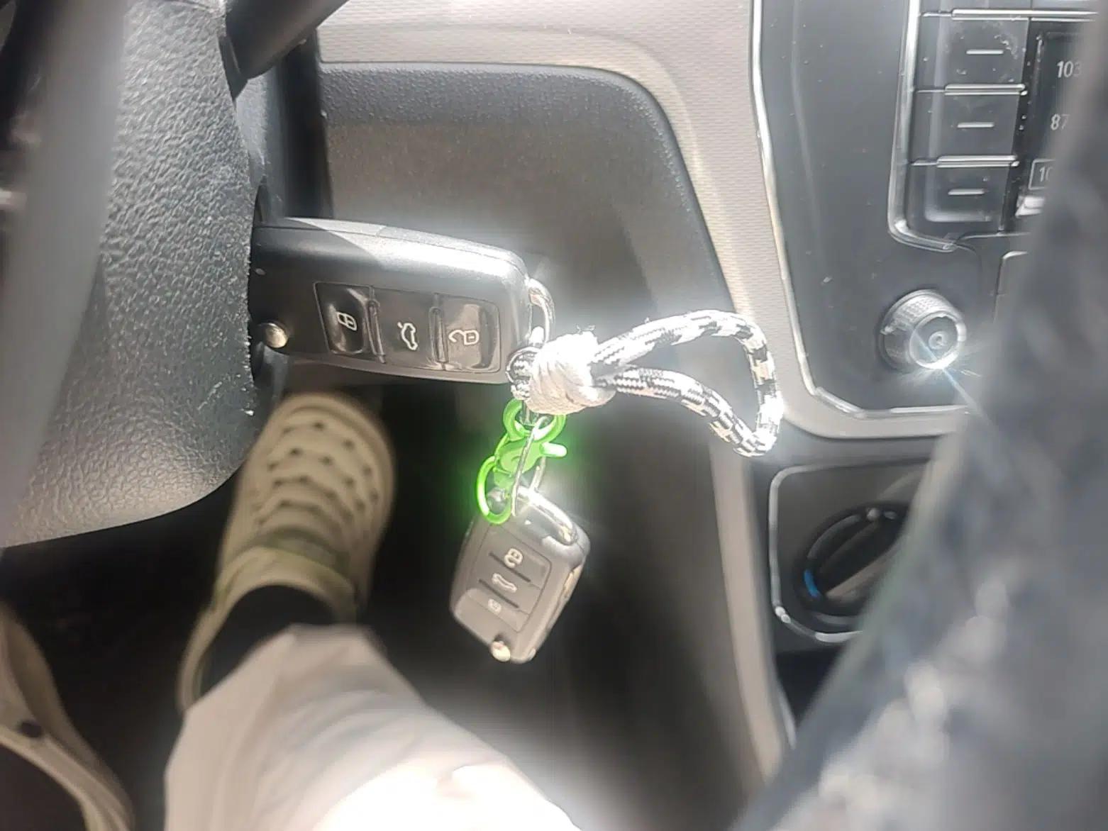 Volkswagen Gran Lavida 2015 1.6L Automatic Comfort Edition — миниатюра 15
