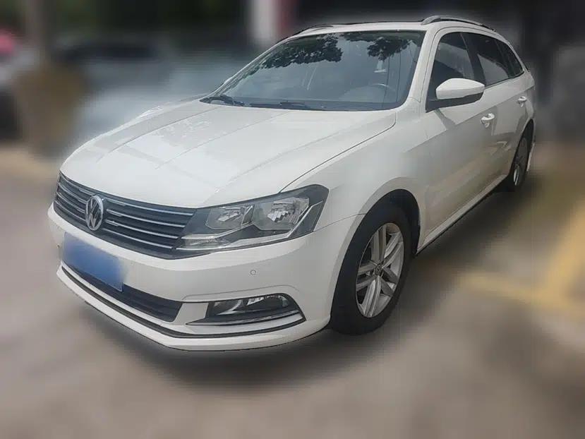 Volkswagen Gran Lavida 2015 1.6L Automatic Comfort Edition — миниатюра 6
