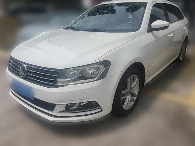 Volkswagen Gran Lavida 2015 1.6L Automatic Comfort Edition