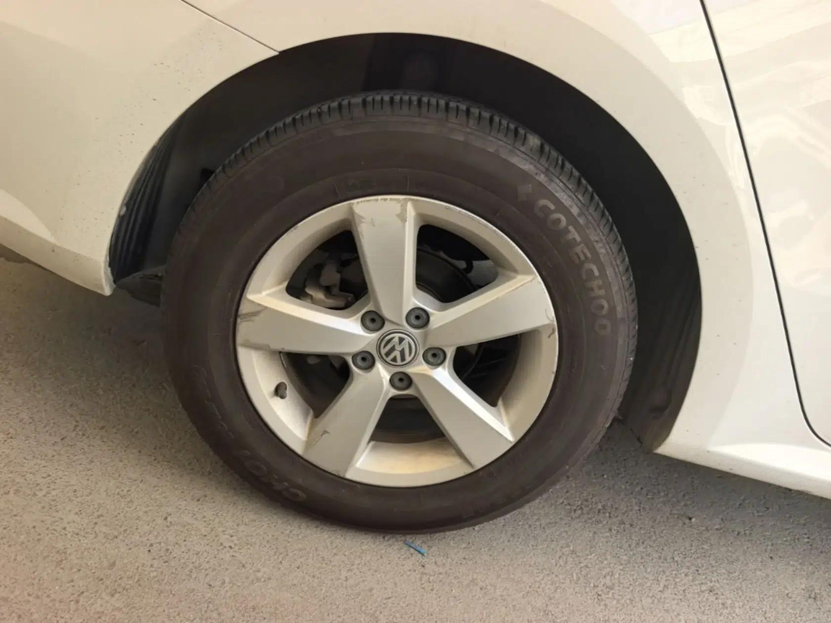 Volkswagen Gran Lavida 2015 1.6L Automatic Fashion Edition — миниатюра 11