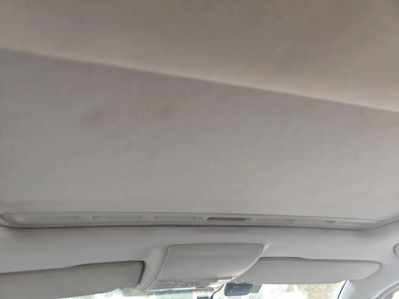 Volkswagen Gran Lavida 2013 1.6L Automatic Comfort Model — миниатюра 18