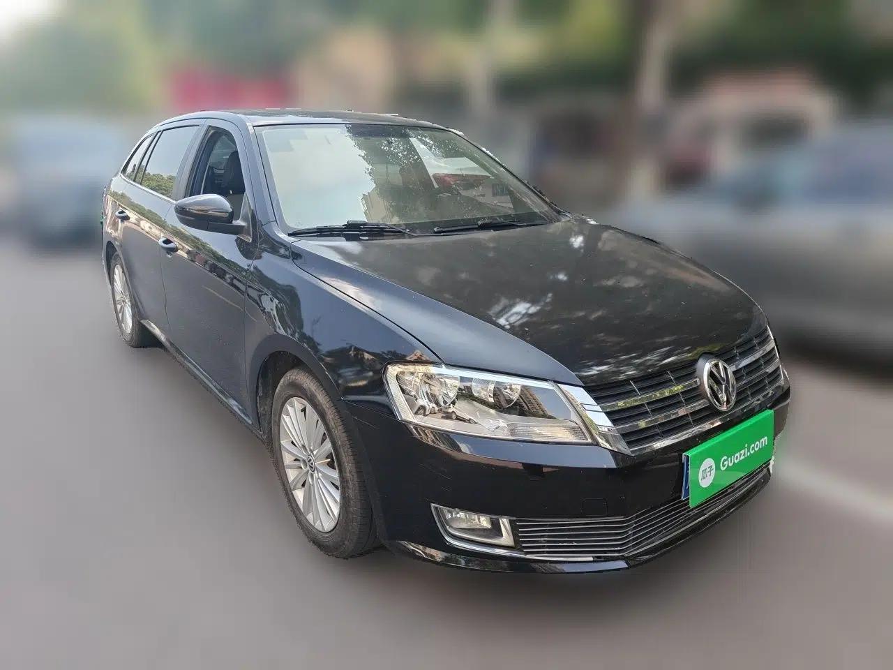 Volkswagen Gran Lavida 2013 1.6L Automatic Comfort Model — миниатюра 3