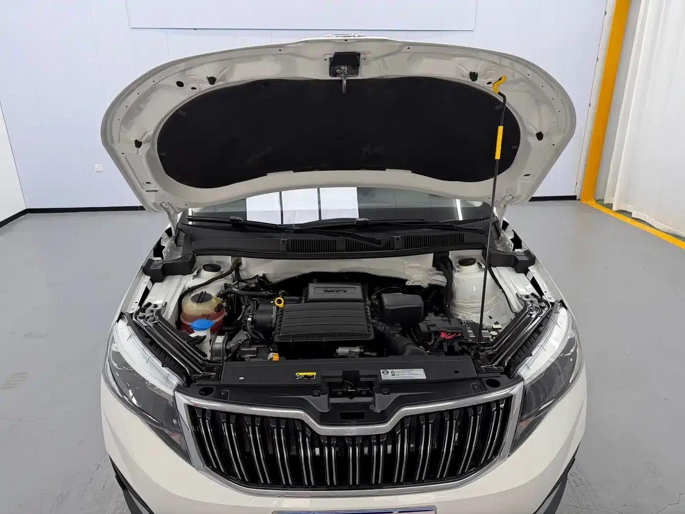 2021 Kamiq 1.5L Automatic Comfort Edition — миниатюра 13