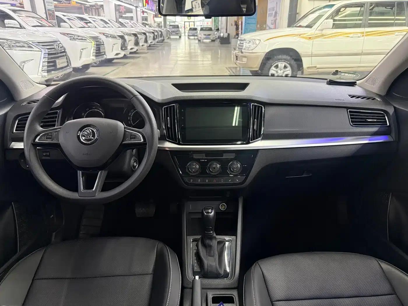 Kamiq 2023 1.5L Automatic Comfort Edition — миниатюра 13