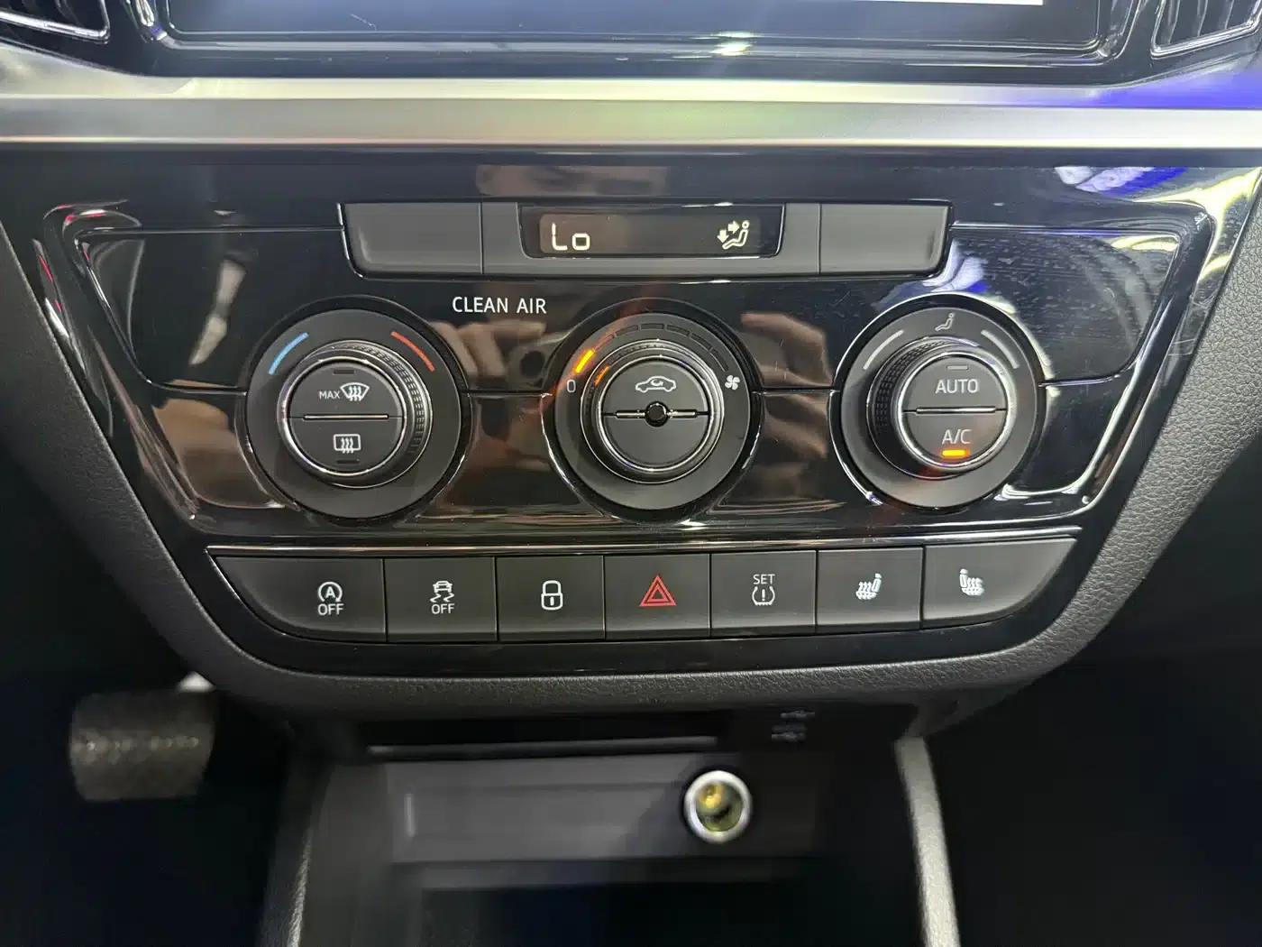 Kamiq 2023 1.5L Automatic Comfort Edition — миниатюра 16