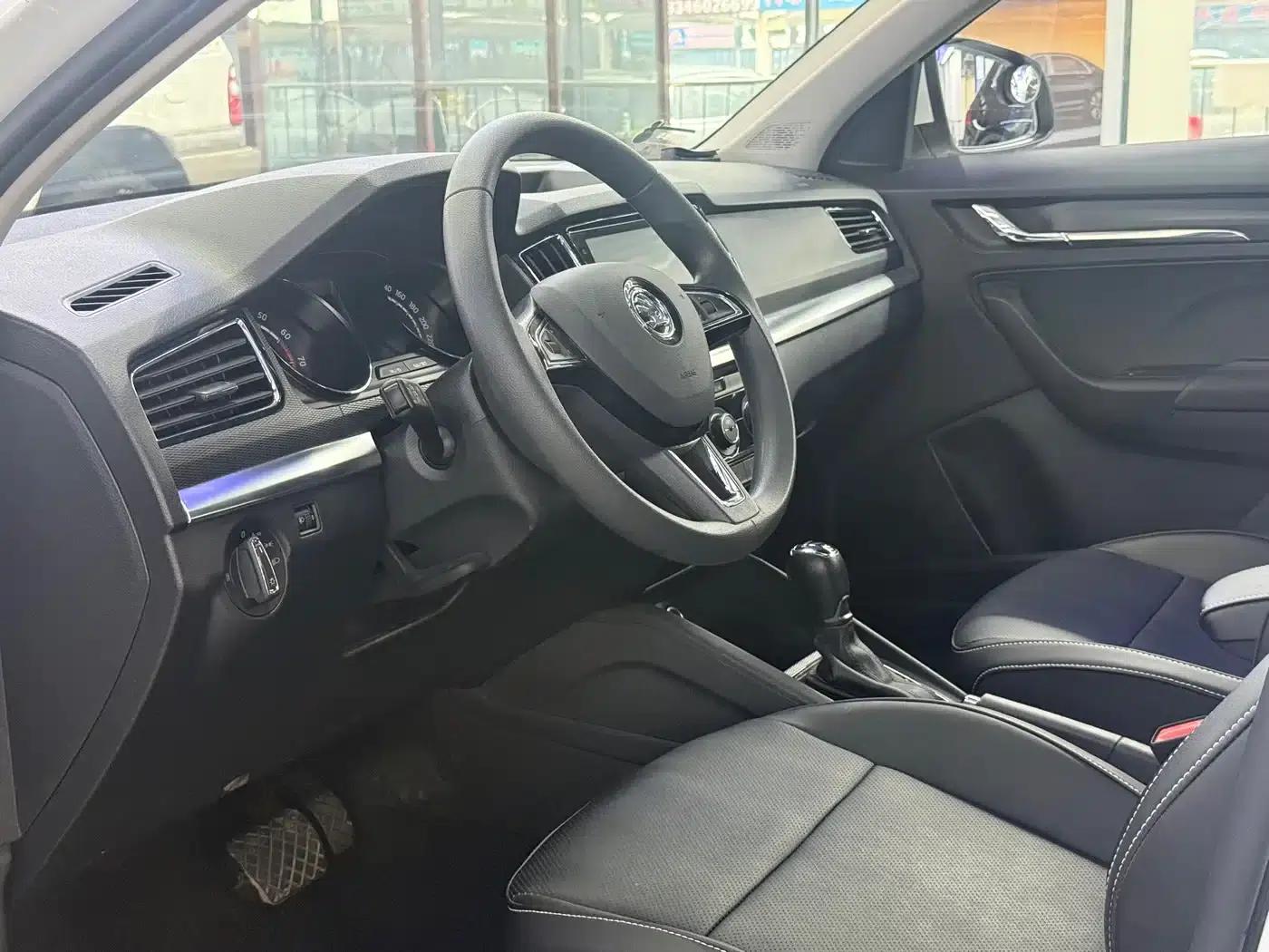 Kamiq 2023 1.5L Automatic Comfort Edition — миниатюра 8