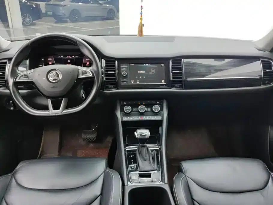 2019 Kodiaq Facelift TSI330 5-seater 2WD Luxury Edition (China VI Emission Standard) — миниатюра 12