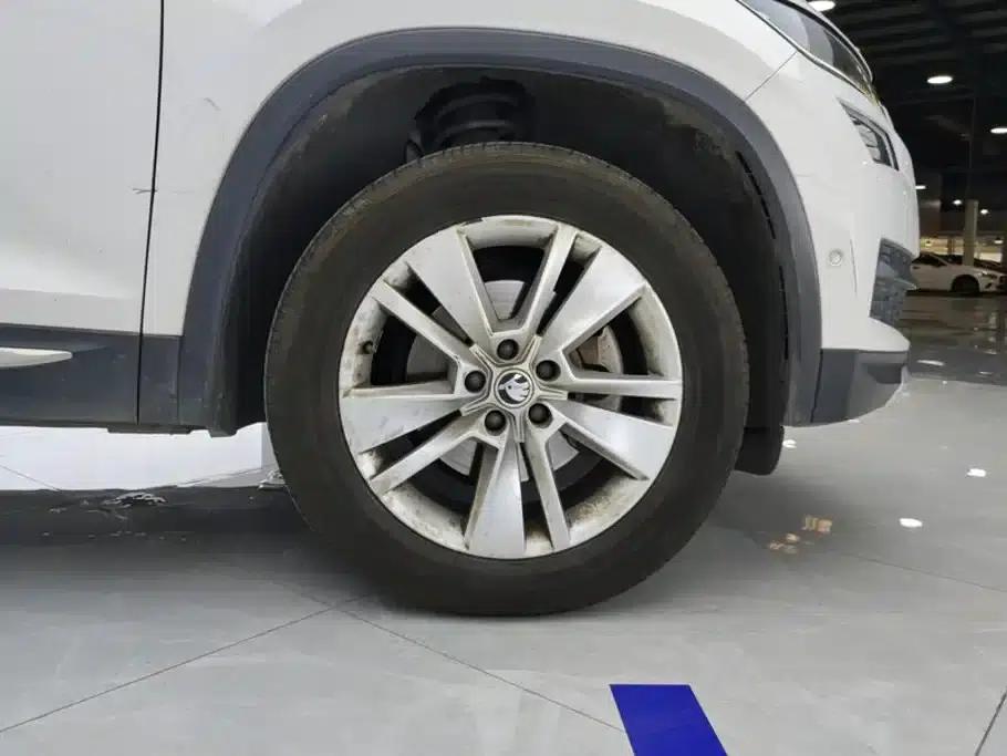 2019 Kodiaq Facelift TSI330 5-seater 2WD Luxury Edition (China VI Emission Standard) — миниатюра 6