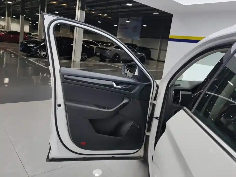 2019 Kodiaq Facelift TSI330 5-seater 2WD Luxury Edition (China VI Emission Standard) — миниатюра 7