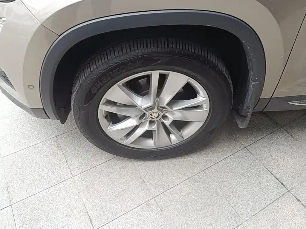 2019 Kodiaq Facelift TSI330 5-seater 2WD Luxury Edition (China VI Emission Standard) — миниатюра 23