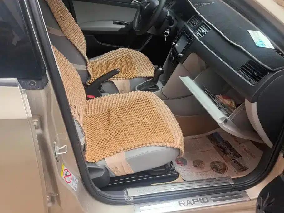Rapid 2015 1.6L Automatic Smart Selection Model — миниатюра 7