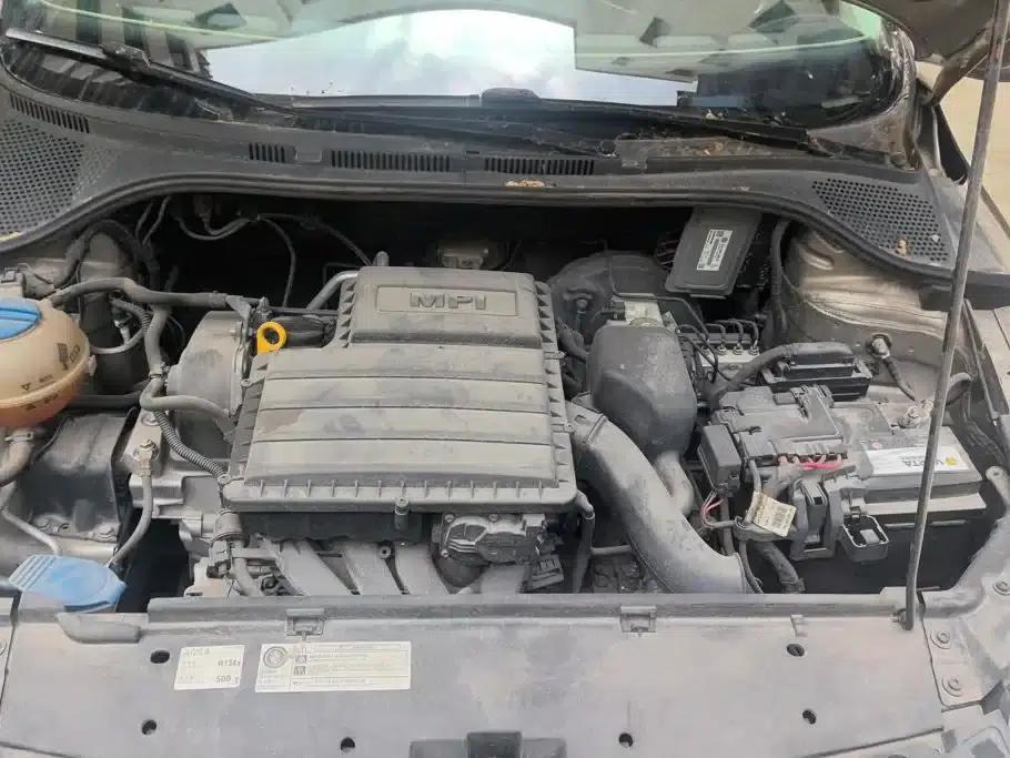 Rapid 2015 1.6L Automatic Smart Selection Model — миниатюра 9