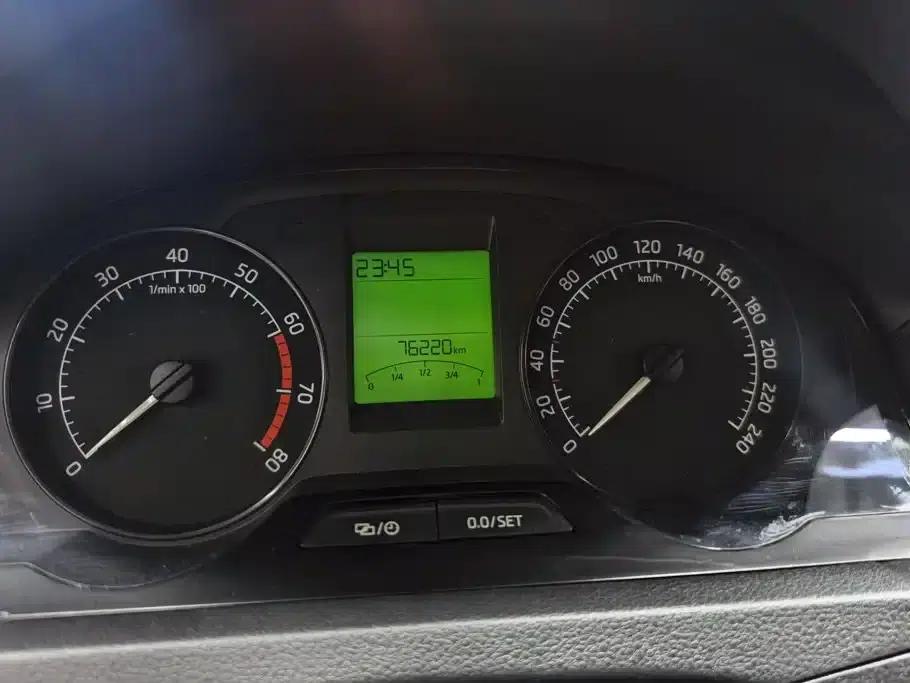 Rapid 2013 1.6L Automatic Smart Selection Model — миниатюра 14