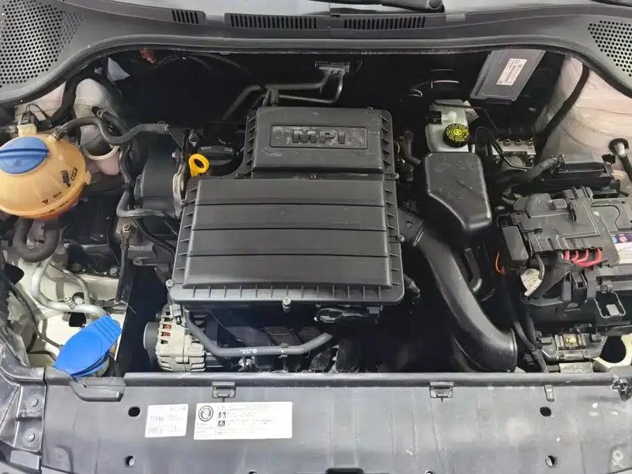 Rapid 2013 1.6L Automatic Smart Selection Model — миниатюра 10