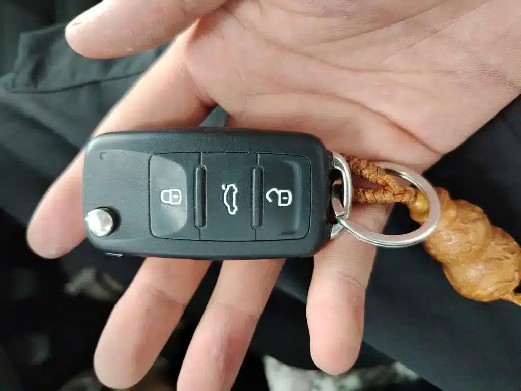 Rapid 2016 1.6L Manual Comfort Edition — миниатюра 12