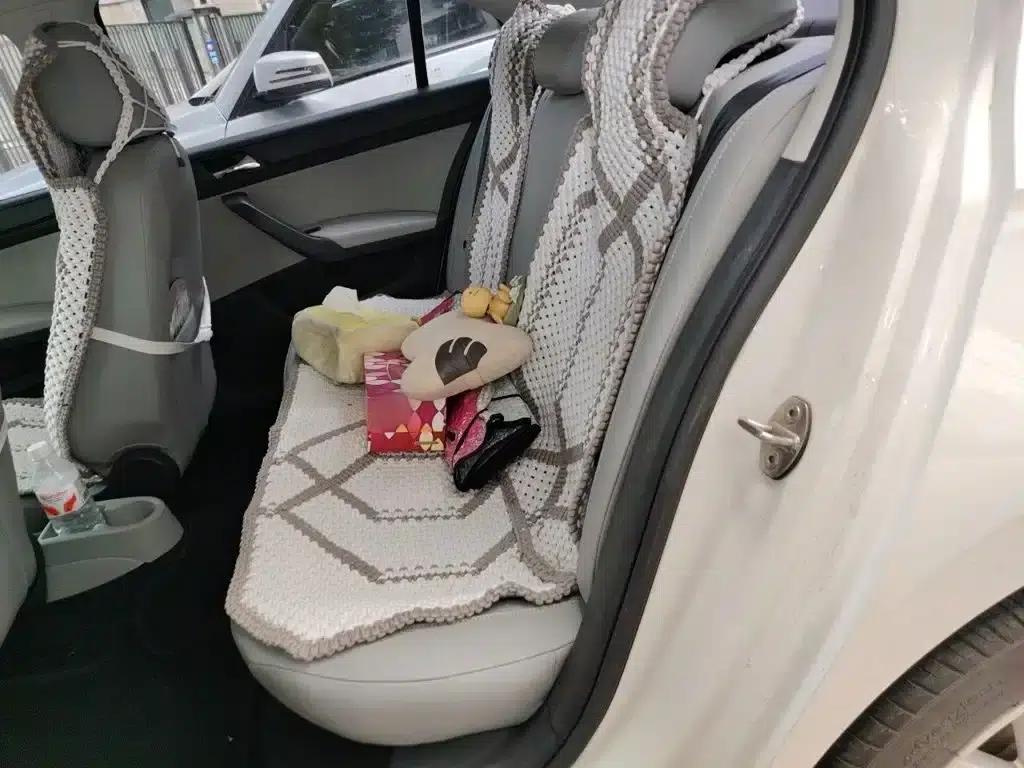 Rapid 2016 1.6L Manual Comfort Edition — миниатюра 15
