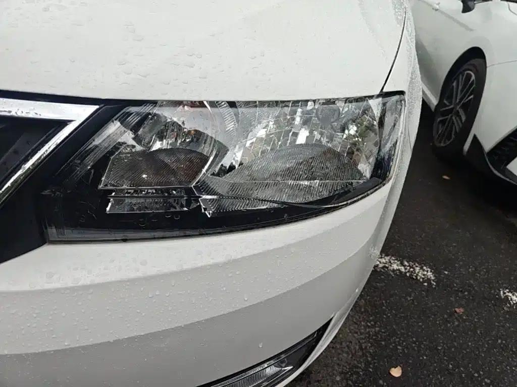 Rapid 2016 1.6L Automatic Comfort Edition — миниатюра 24