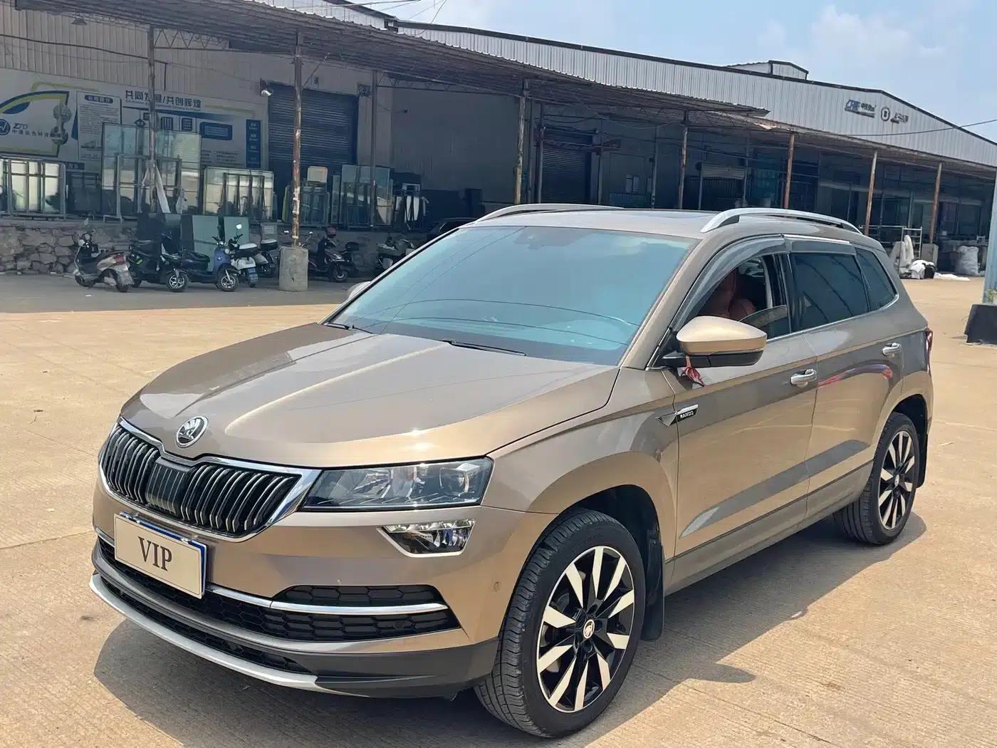 Karoq 2019 TSI280 Smart Luxury Edition (National V Emission Standard) — миниатюра 1