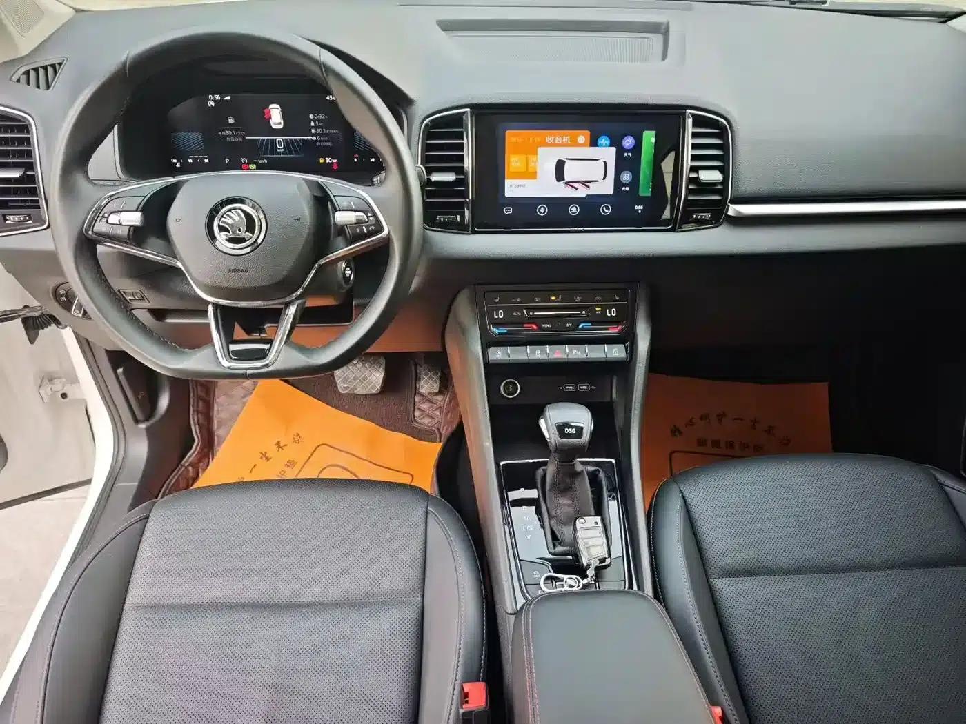 Karoq 2022 TSI280 Luxury Edition — миниатюра 4