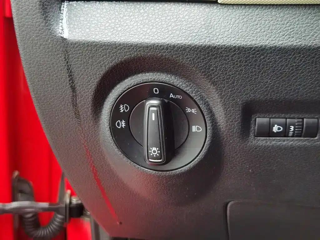 Fabia 2015 1.4L Automatic Comfortline — миниатюра 21