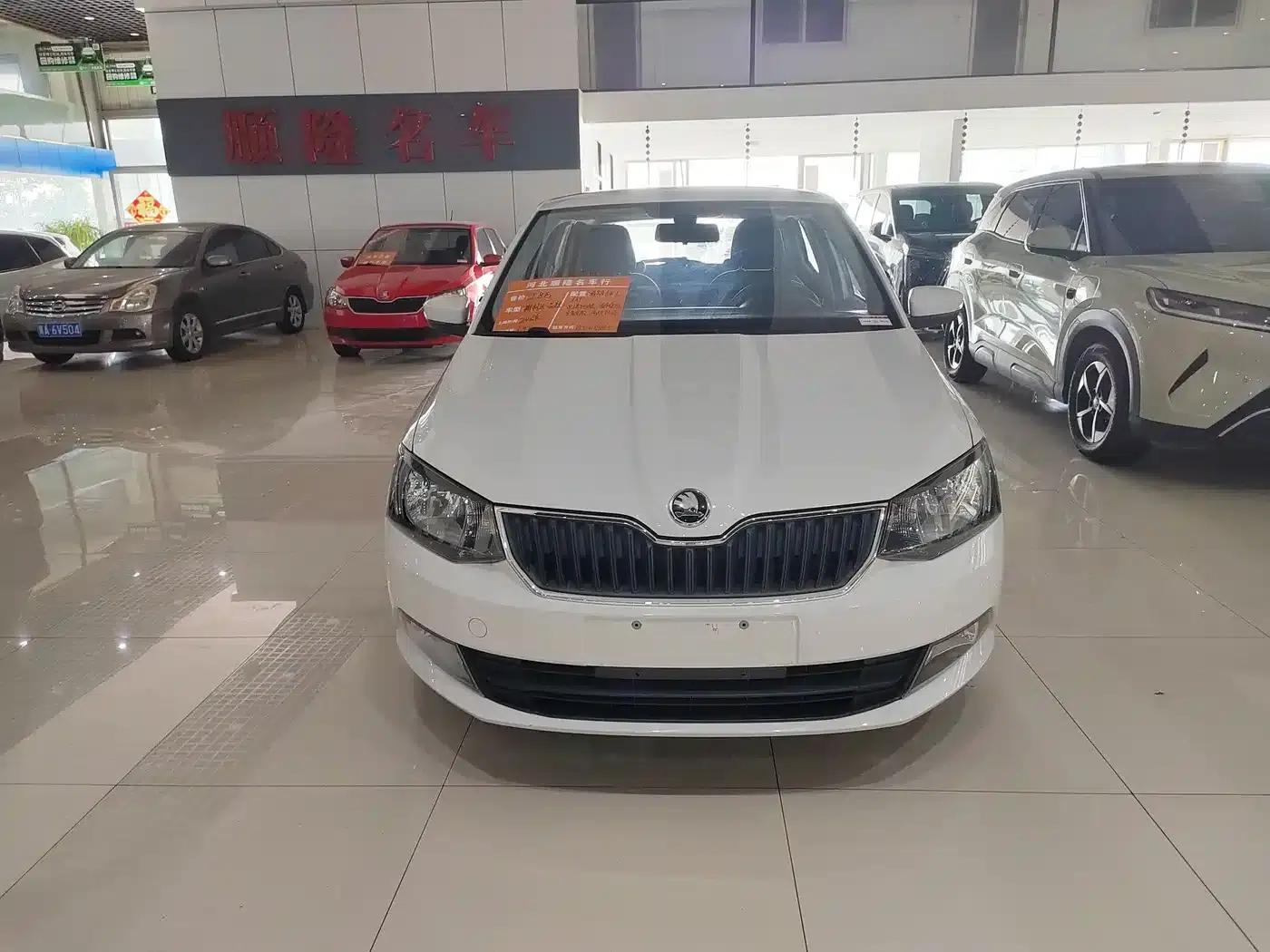 Fabia 2015 1.4L Automatic Comfortline — миниатюра 2