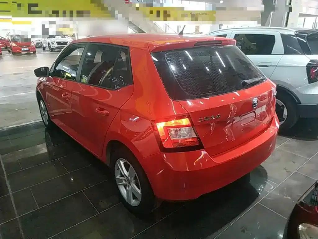 Fabia 2016 1.4L Automatic Enjoy Edition — миниатюра 5