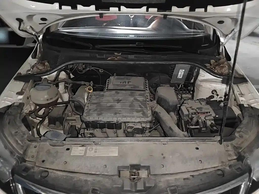 Rapid Spaceback 2016 Facelift 1.6L Manual Forward Edition — миниатюра 11