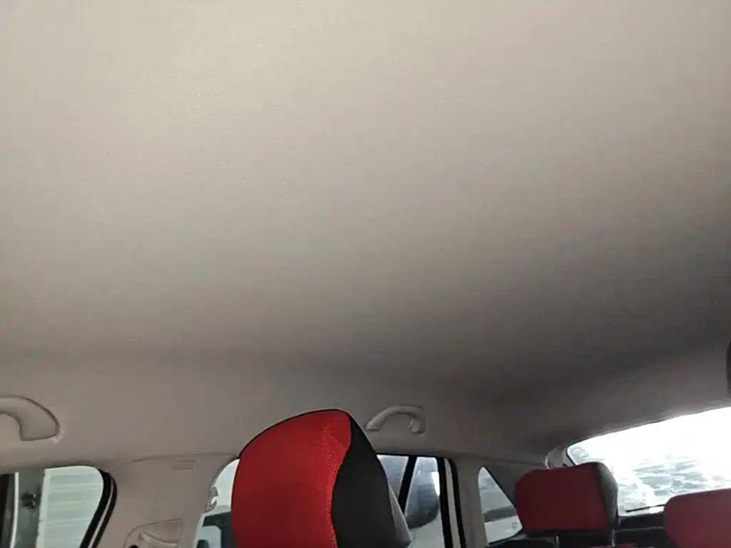 Rapid Spaceback 2016 Facelift 1.6L Manual Forward Edition — миниатюра 9