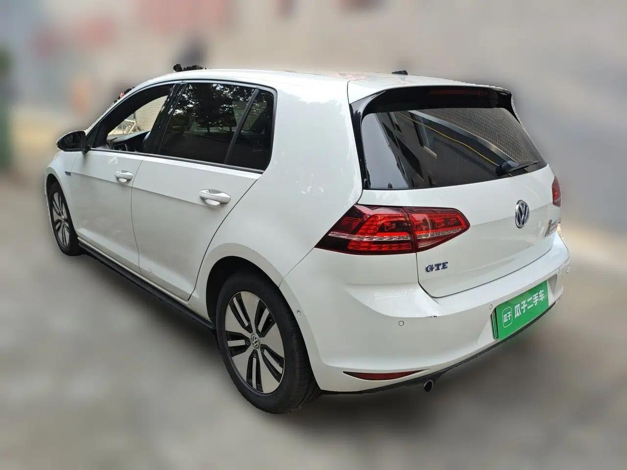 Volkswagen Golf New Energy 2015 GTE model — миниатюра 4