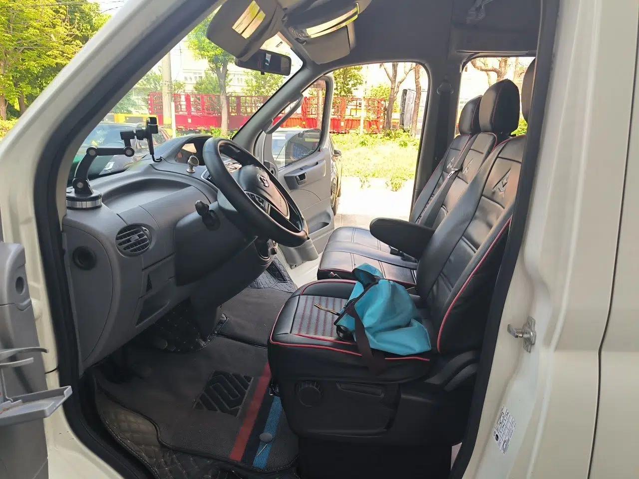 SAIC MAXUS Xintu V80 2019 2.5T Classic Edition 6-Speed Manual – Aoyuntong Short Wheelbase Mid-Height Design 5/6 Seats — миниатюра 15