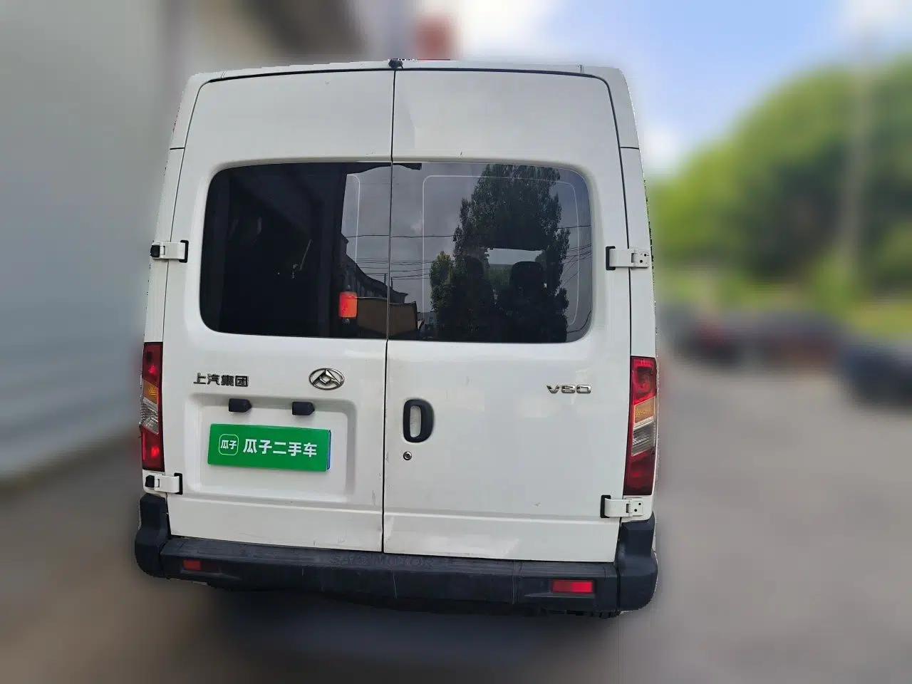 SAIC MAXUS Xintu V80 2019 2.5T Classic Edition 6-Speed Manual – Aoyuntong Short Wheelbase Mid-Height Design 5/6 Seats — миниатюра 5