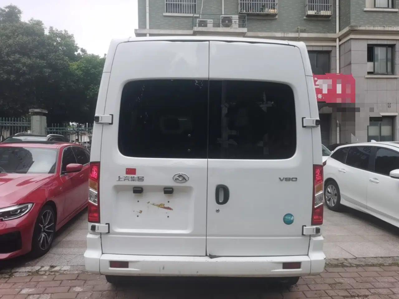 SAIC MAXUS Xintu V80 2021 2.0T Manual Classic Aoyuntong Short Wheelbase Mid-Roof 5/6-Seater — миниатюра 5