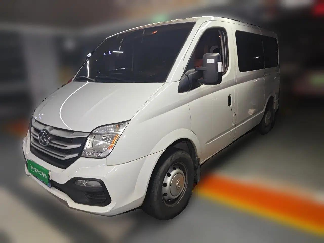SAIC MAXUS Xintu V80 2024 Aotuntong Value Edition 6MT Short Wheelbase Ultra-Low Roof 127 Ps 5/6 Seats — миниатюра 1