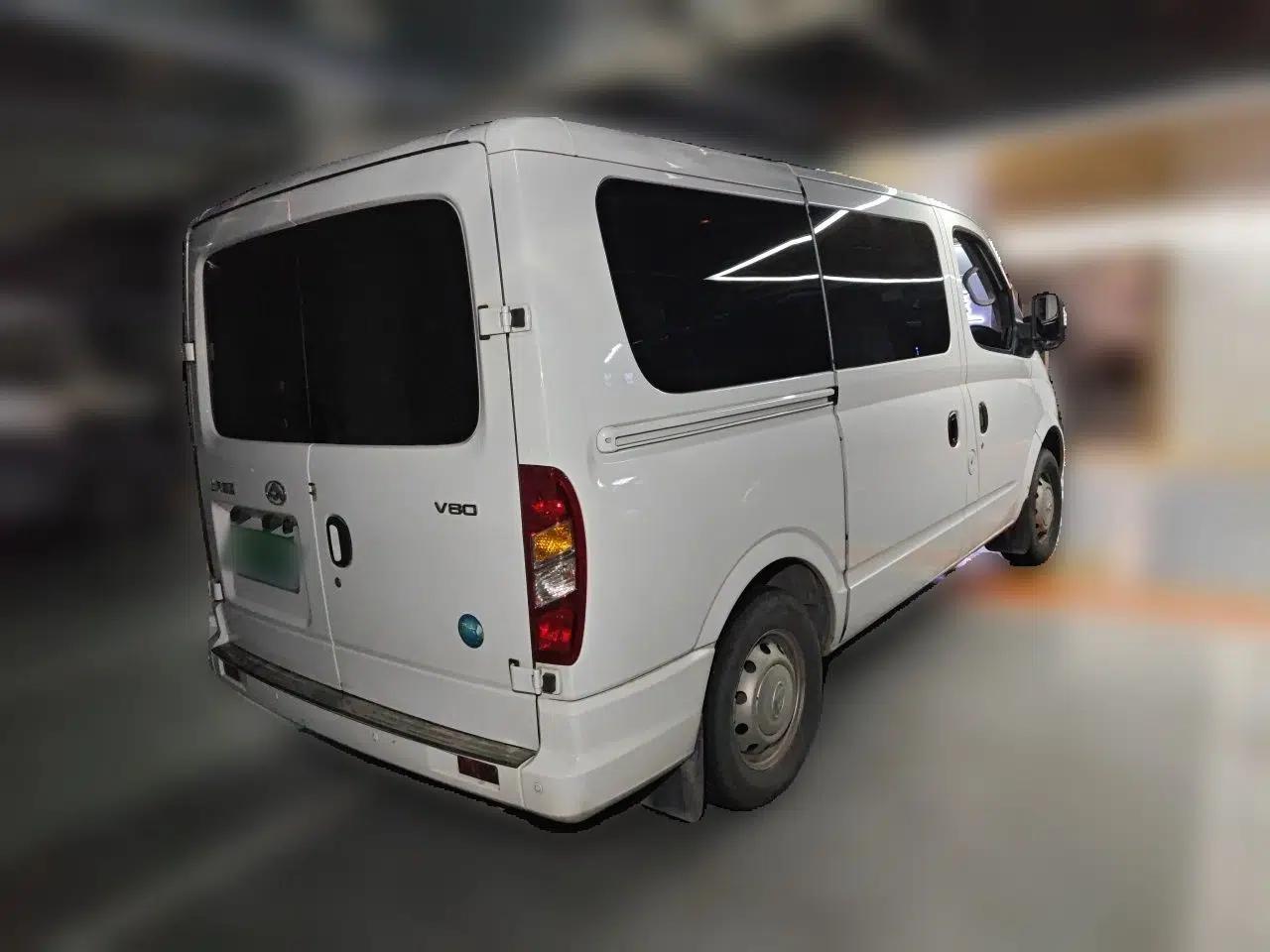 SAIC MAXUS Xintu V80 2024 Aotuntong Value Edition 6MT Short Wheelbase Ultra-Low Roof 127 Ps 5/6 Seats — миниатюра 6