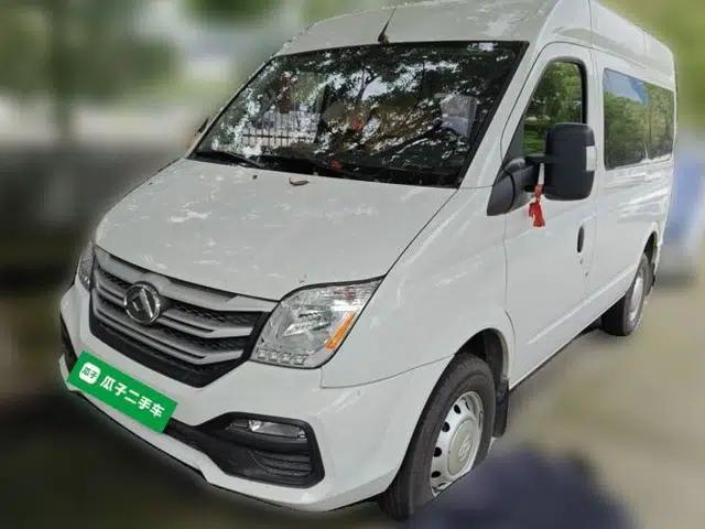 SAIC MAXUS Xintu V80 2023 2.0T Manual Classic Aoyuntong Short Wheelbase Mid-Roof 5/6-Seater