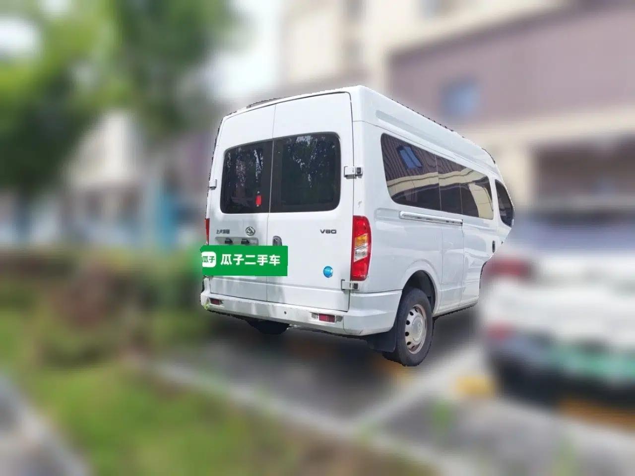 SAIC MAXUS Xintu V80 2021 2.0T Manual Classic Aoyuntong 127 PS Mid-axle Mid-roof 6/7/8/9-Seater — миниатюра 6
