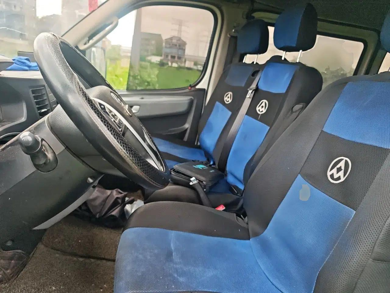 SAIC MAXUS Xintu V80 2023 2.0T Manual Classic Aoyuntong Long Wheelbase Mid-Height 6/7/8/9-Seater — миниатюра 15