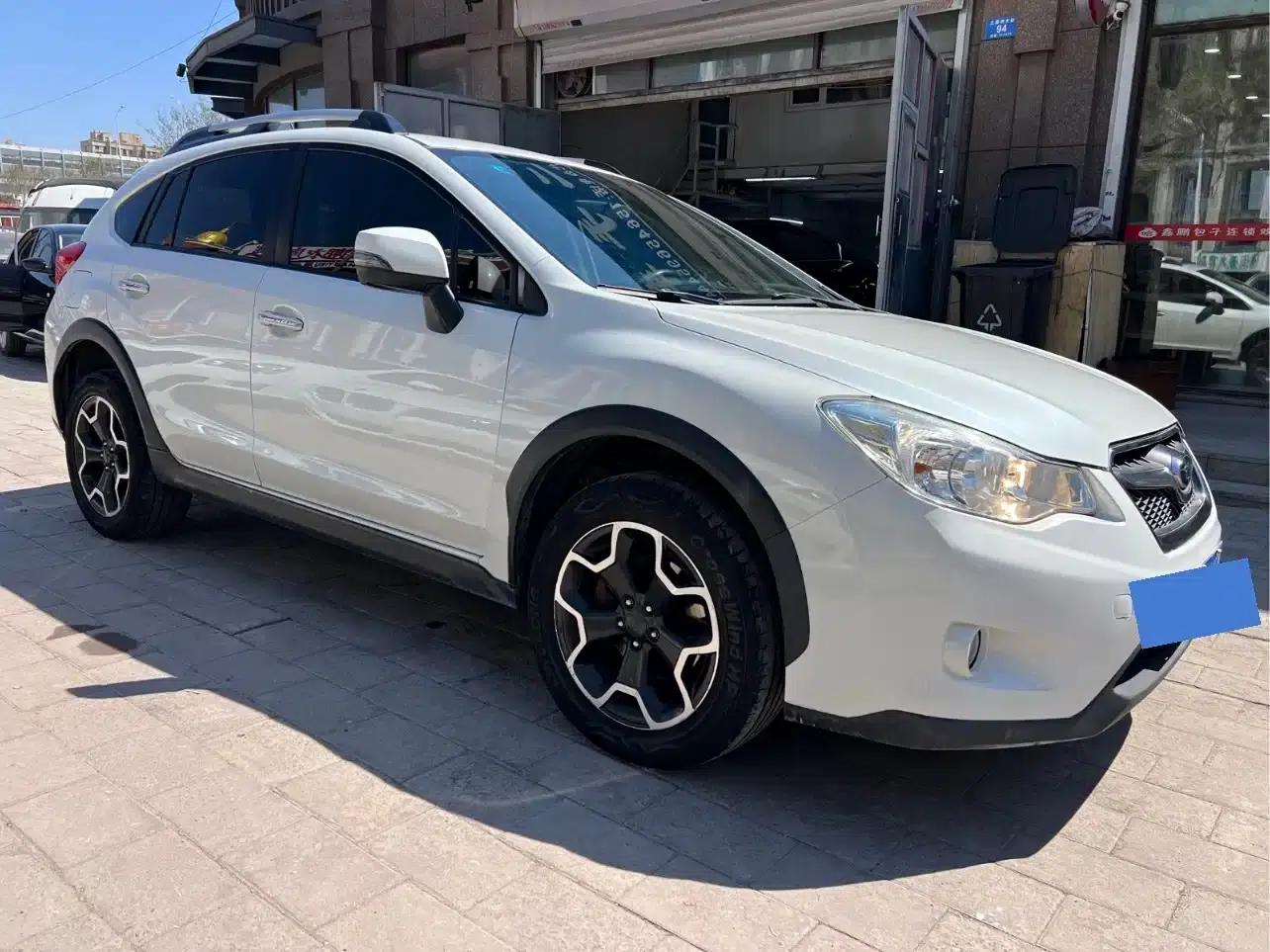 Subaru XV 2012 2.0i Luxury Edition — миниатюра 3