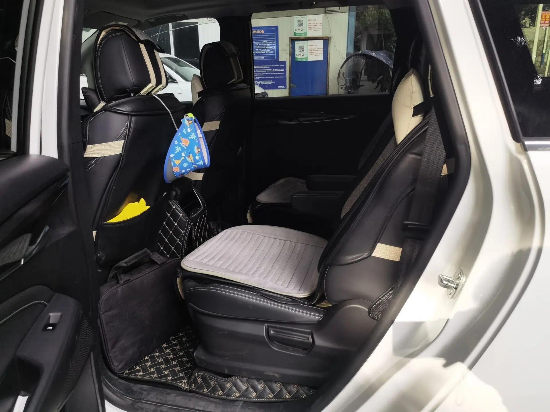 SAIC MAXUS G50 2019 1.5T First Edition Automatic Luxury Version 7 Seats — миниатюра 14